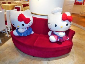 moore-fall2016-hellokitty1